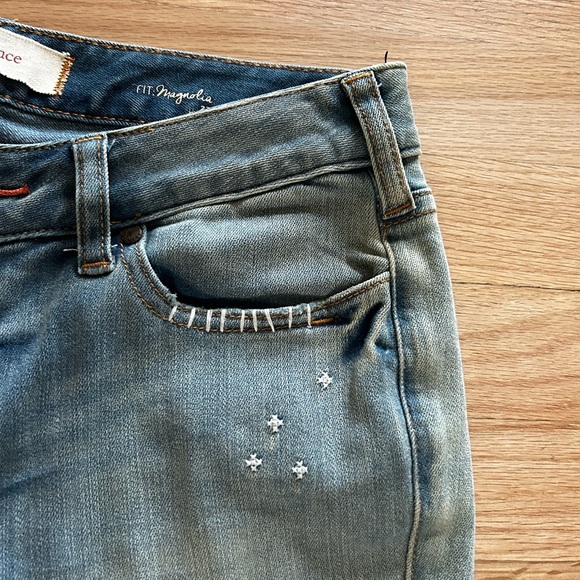 Worn once!Like new!Sundance jeans,Magnolia fit w/lace & stitching details, Sz 27 - Picture 10 of 16
